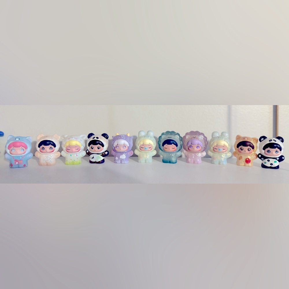 BAOBAO Like 🆕 Cute Mini Authentic Figurine Set